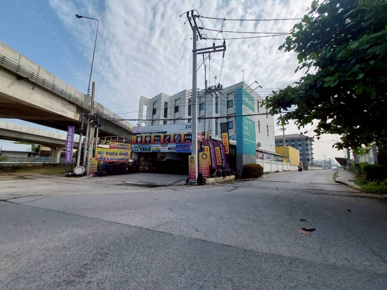 ผลงานเปลี่ยนล้อแม็กซ์สวยๆ จากทางร้าน